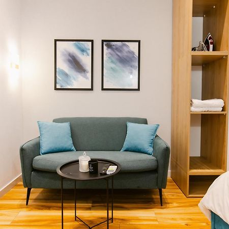 Durres Str Modern Apartments - The Nest Тирана Экстерьер фото