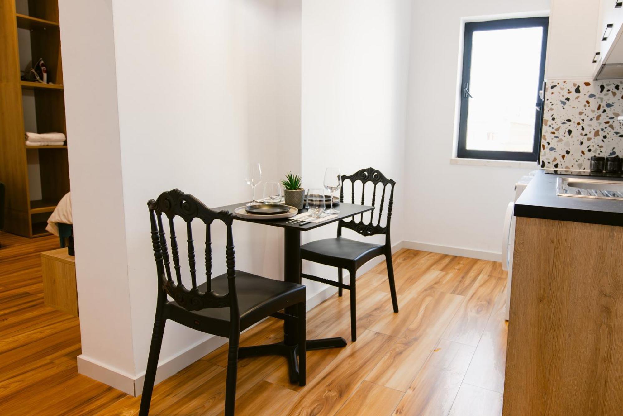 Durres Str Modern Apartments - The Nest Тирана Экстерьер фото